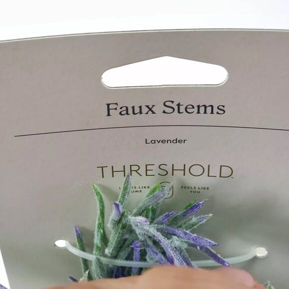 Threshold by Target Faux Blooming Lavender Floral Decor 12" Stems 5 pack NEW - Picture 3 of 4